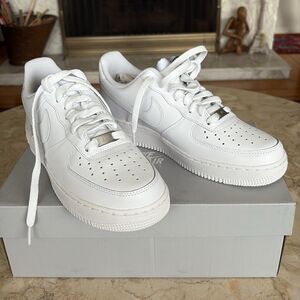 NIB Nike Air Force 1 ‘07 Women’s 10 White/White